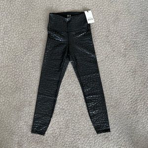 NWT!! IVL Collective Black Foil Chi Chi Leggings